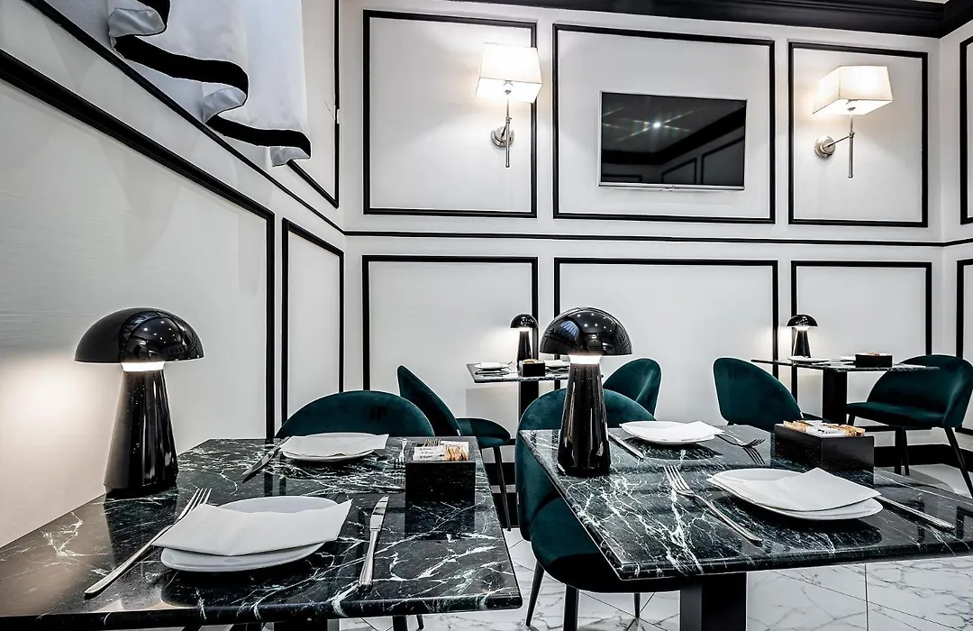 Hotel Ungherese-1